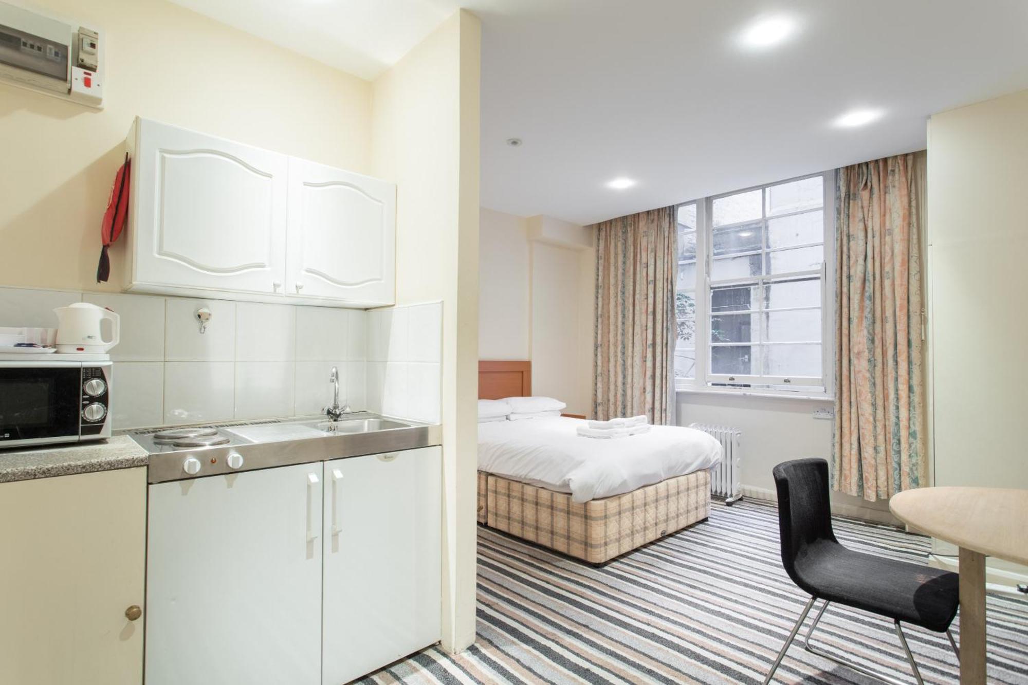 Amber Residence Hotel-Suites Londra Esterno foto