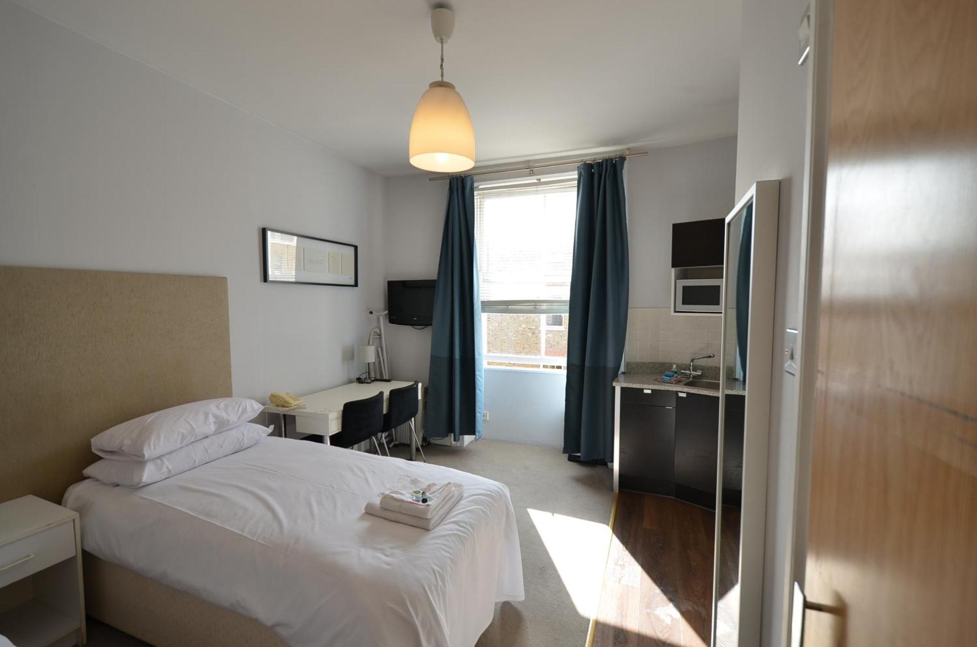Amber Residence Hotel-Suites Londra Esterno foto