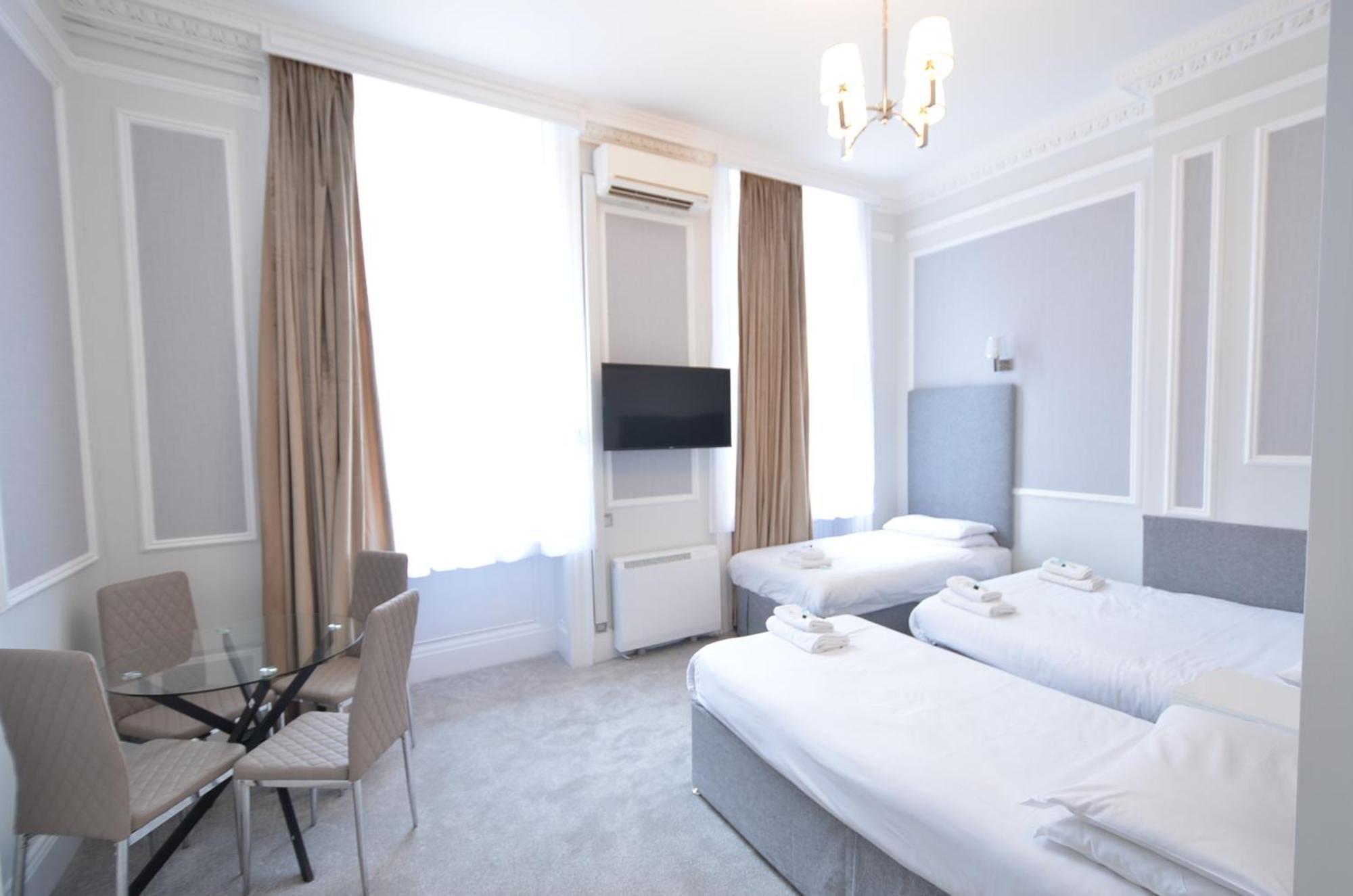 Amber Residence Hotel-Suites Londra Esterno foto