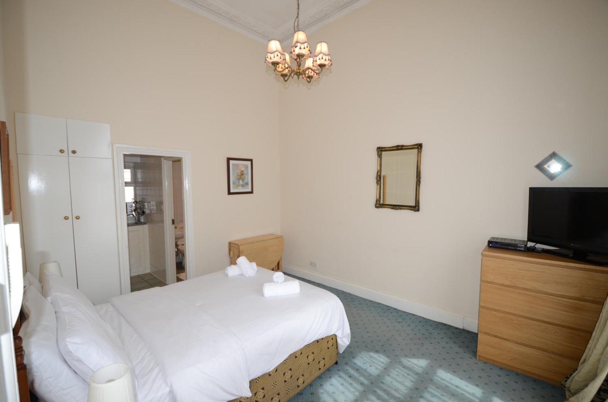Amber Residence Hotel-Suites Londra Esterno foto
