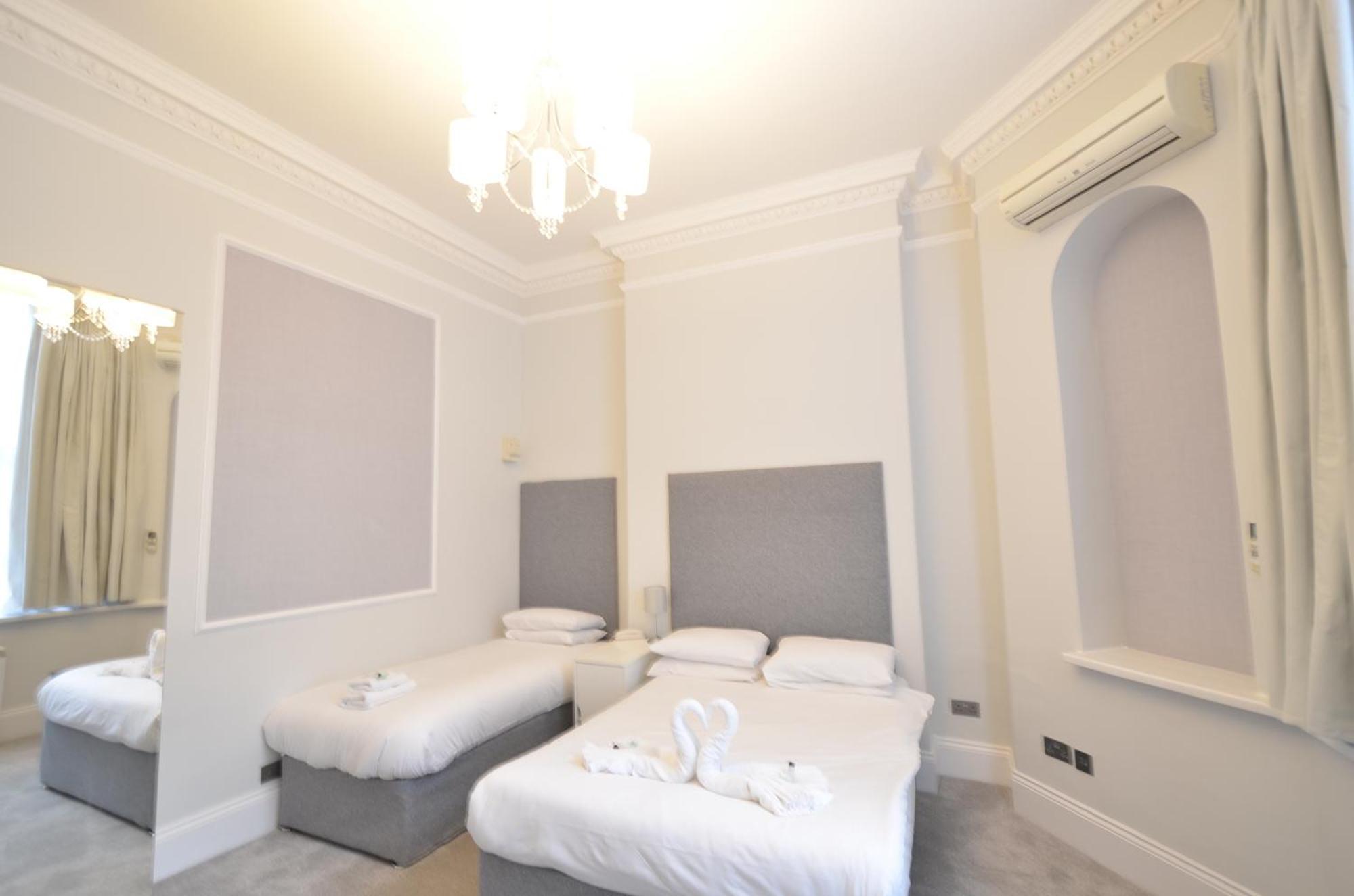 Amber Residence Hotel-Suites Londra Esterno foto