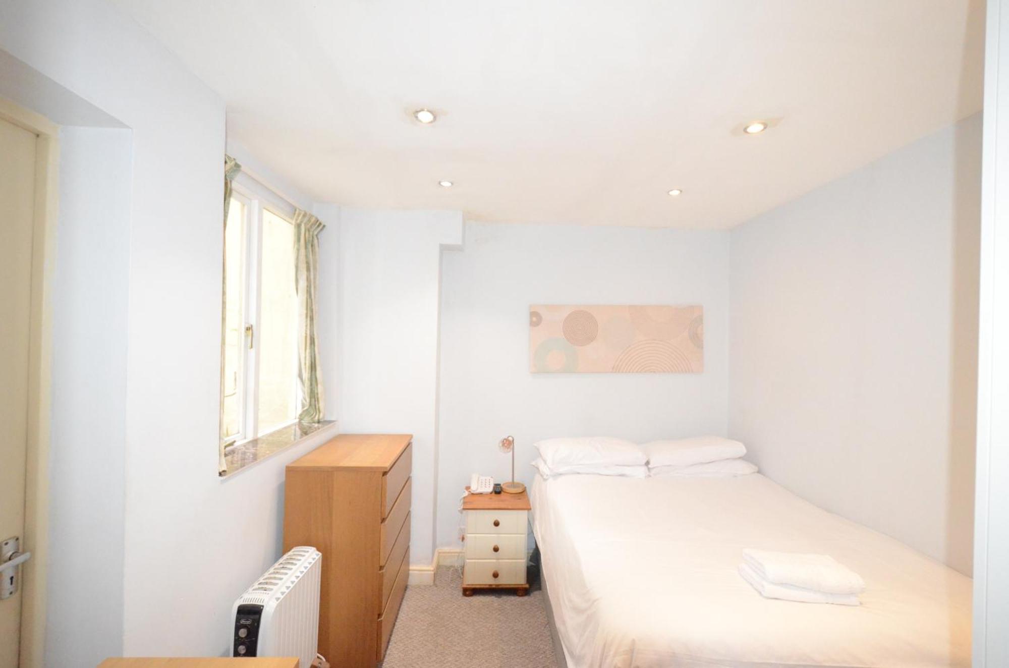Amber Residence Hotel-Suites Londra Esterno foto
