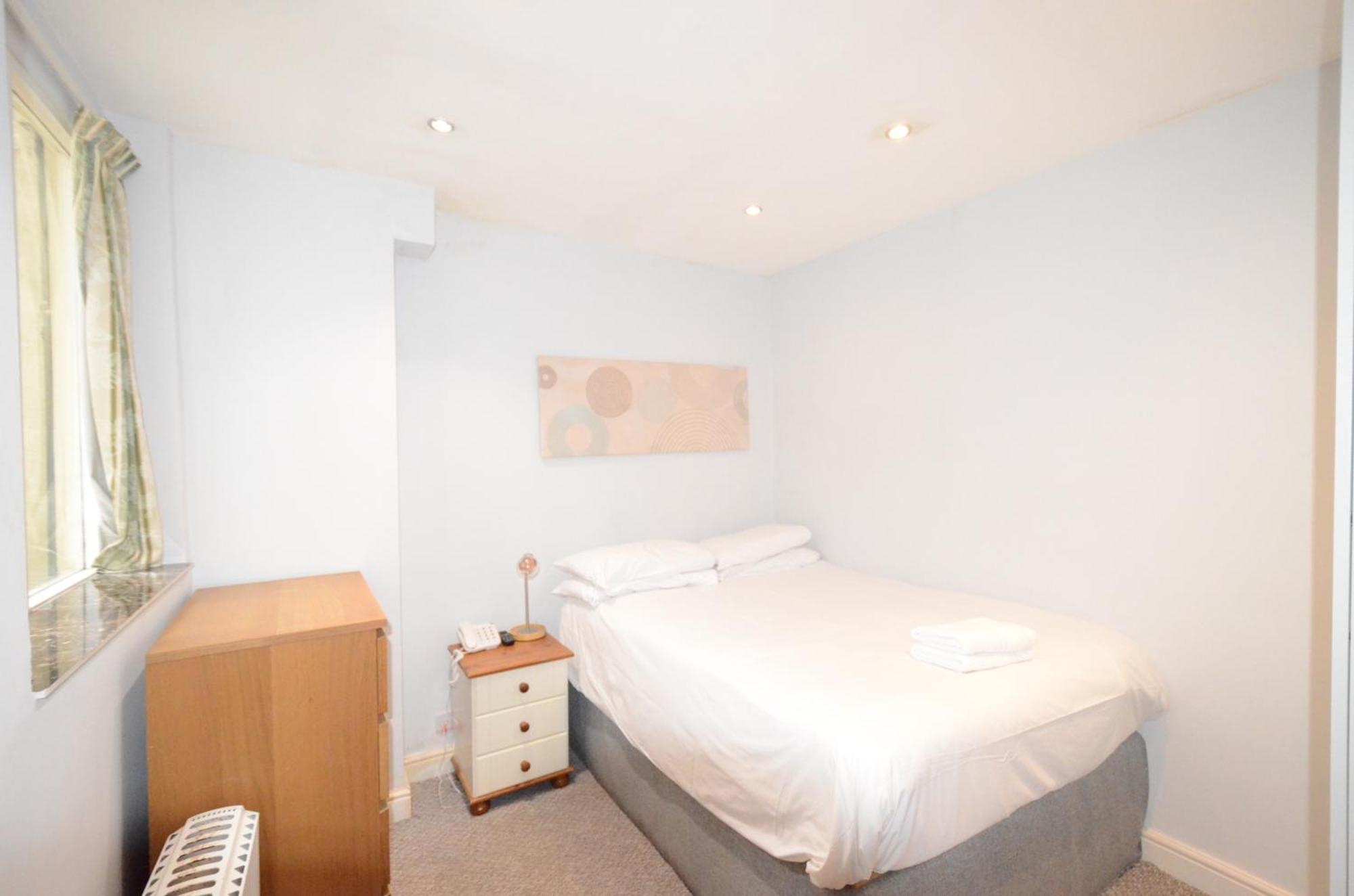 Amber Residence Hotel-Suites Londra Esterno foto